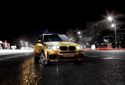 BMW X5 مغلفة بالذهب في شوارع روسيا